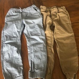 2 pairs of Gap kids pants size medium.